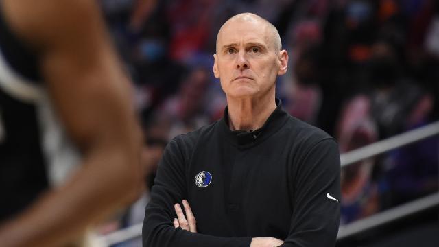 九游娱乐平台-第二次握手!卡莱尔的步行者情缘:再造冲冠军团?